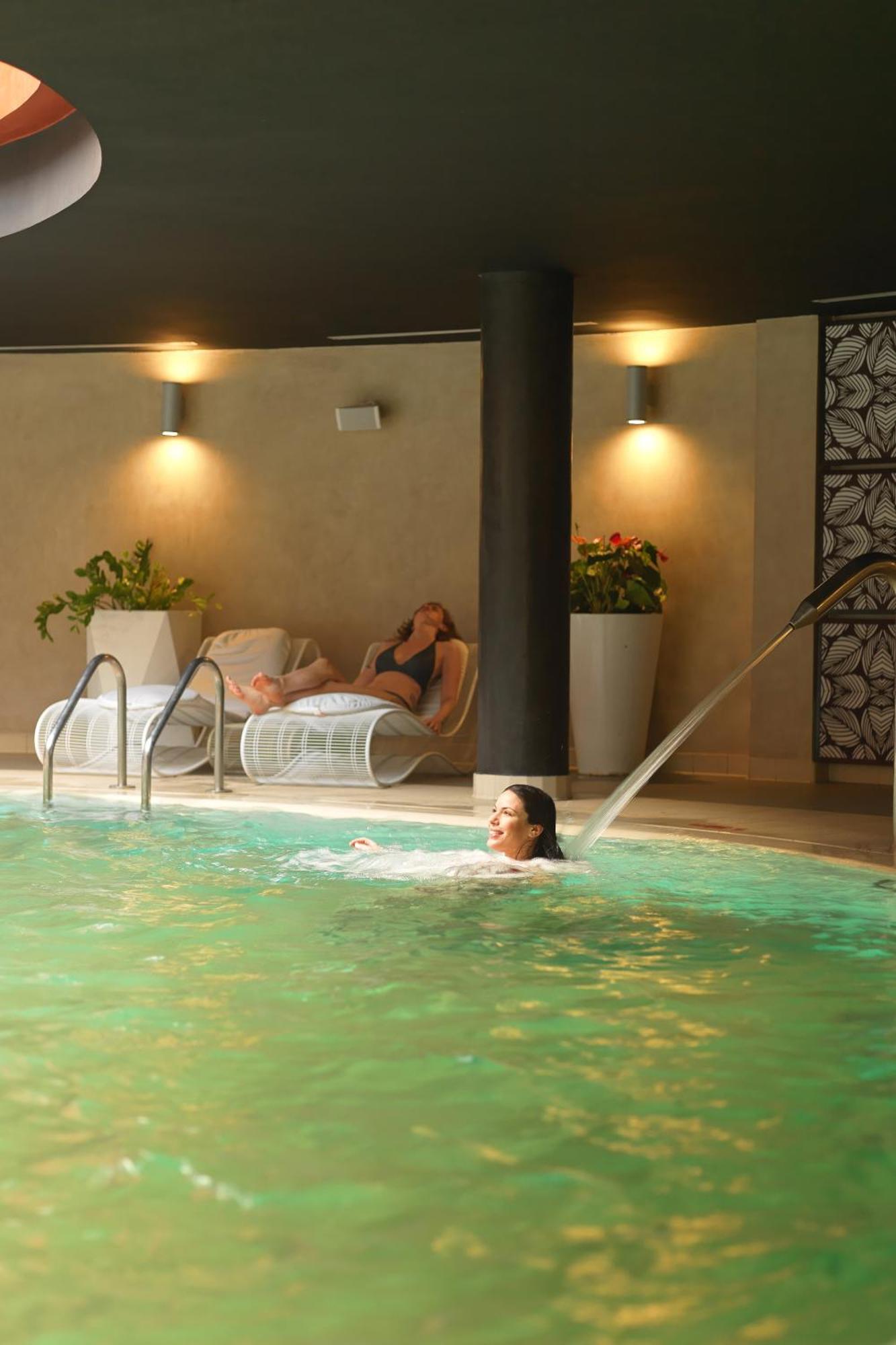 Adam Hotel Suites 突尼斯 外观 照片